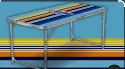 Table de camping pliante Blue Ribbon (neuf) encore dans la boîte! Valeur de 150.00$. Prix demandé: 1...