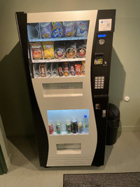 Machines Distributrices - Revenu 150$ / mois - Vending Machine