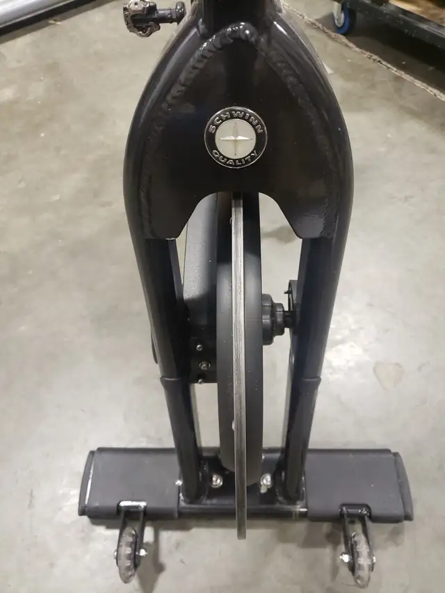 Schwinn Stationary Bike in Exercise Equipment in Delta/Surrey/Langley - Image 6