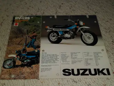 VINTAGE SUZUKI MOTORCYCLE 2-SIDED COLOR BROCHURE / PAMPHLET 70'S, View more