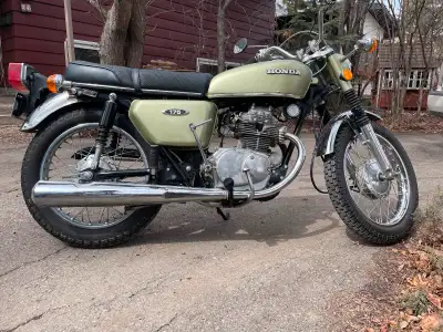 Very nice Honda CD 175. Twin cylinder, single carb, 4 speed. Great bike for beginners or smaller rid...
