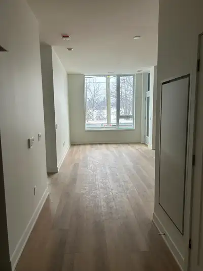 This unit offers approximately 650 sq ft of comfortable living space with large windows, allowing fo...