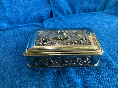 Elegance Vintage Silver Plated Jewelry Trinket Box $50 Passed down from generations. Used - In Good...