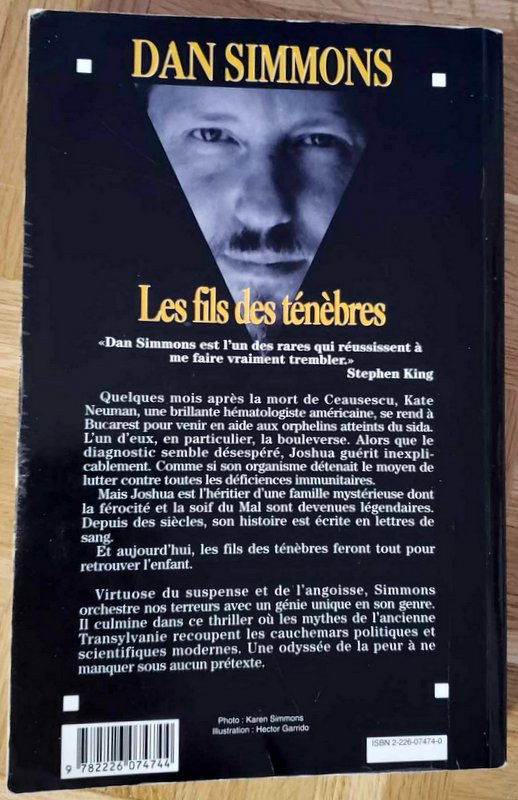 1$ - Livre – Les fils des ténèbres de Dan Simmons dans Ouvrages de fiction  à Lanaudière - Image 3