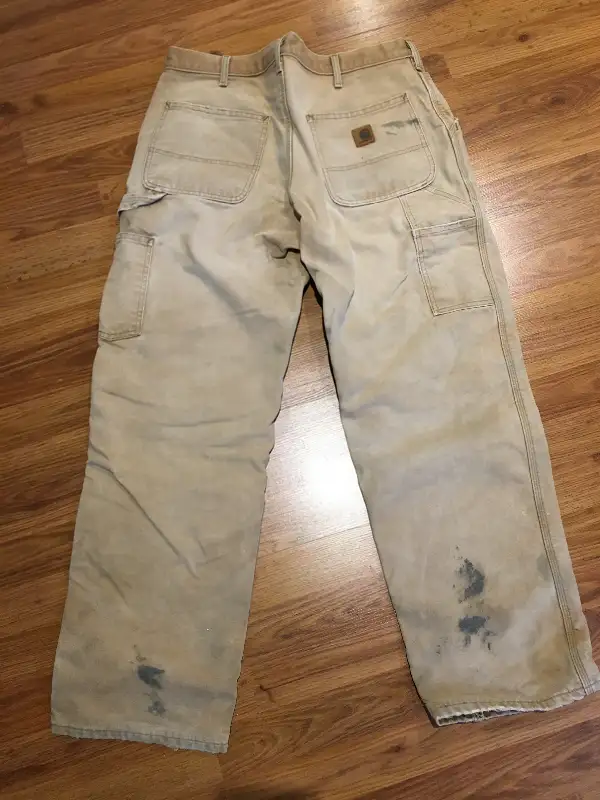 Mens Lined Carhartt pants 34 W x 32 L in Men's in Thunder Bay - Image 3