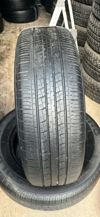 2 pneus d été Kumho 225 65R17 en bon état.bon pour plusieurs été