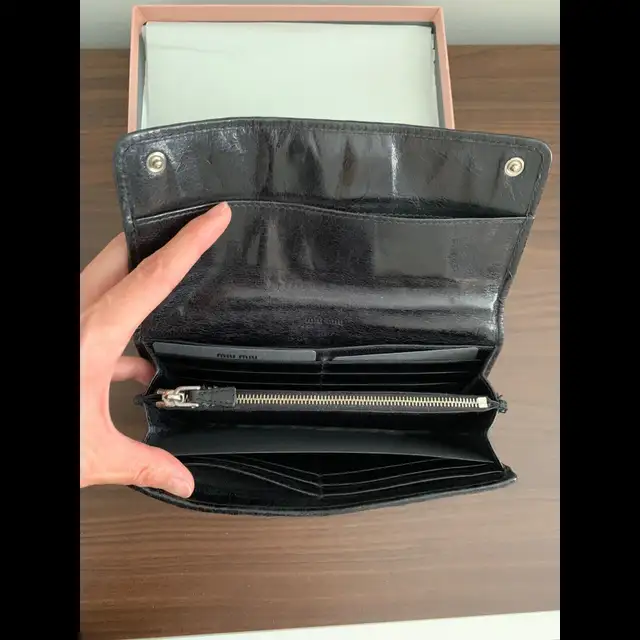 Miu Miu Prada wallet Aimee Kestenberg Coach shoulder bag purse in Women's - Bags & Wallets in City of Toronto - Image 4