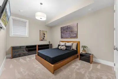 Queen bedroom Set , View more