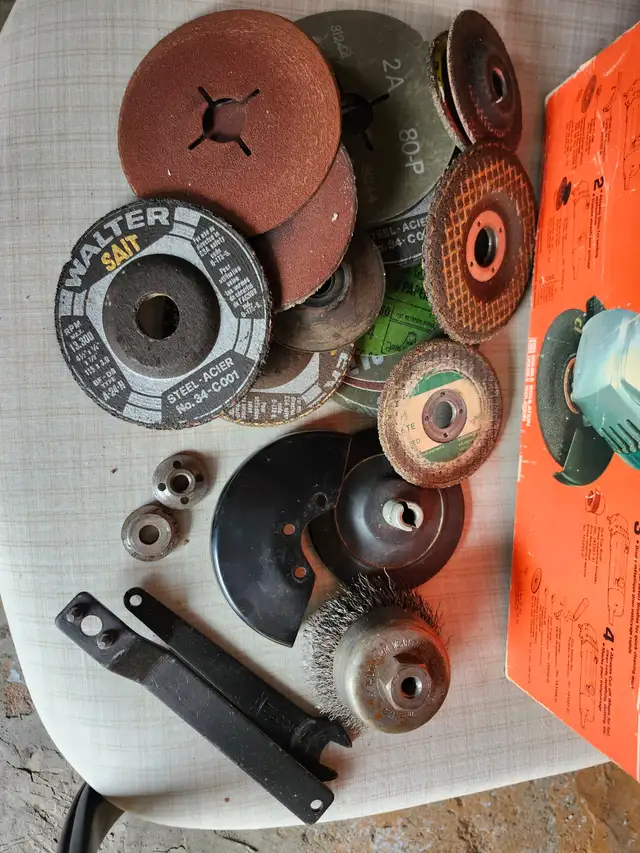 grinder Makita électrique in Power Tools in Edmundston - Image 5