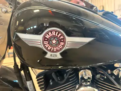 2005 Harley Davidson Fatboy 15th Anniversary Vance & Hines Pipes. Stock Pipes Included. Kuryakyn Hig...
