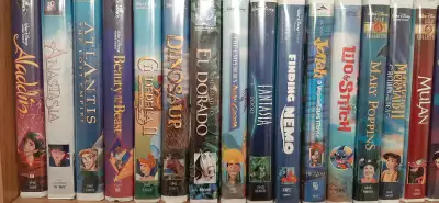 VARIOUS FAMILY VHS MOVIES #4: $5 EACH ALADDIN ANASTASIA ATLANTIS (The Lost Empire) CINDERELLA II DIN...