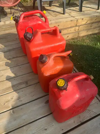 $30 for all 4 or best offer! - 1 X 25L - 1 X 20L - 2 X 10L