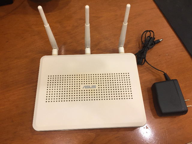 ASUS RT-N16 Wireless-N 300 Router in Networking in St. Catharines - Image 3