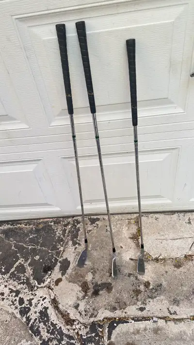 MacGregor Golf Irons (3-piece) with Tour Tech Grips, View more