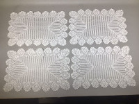 4 vintage rectangular crochet placemats - aa04