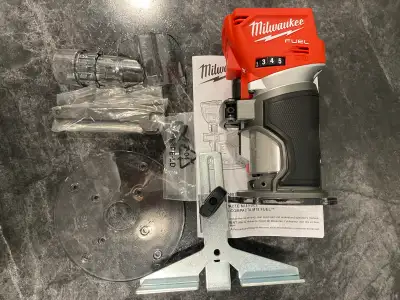 New Milwaukee M18 Fuel Compact Router 2723-20 (tool only), View more