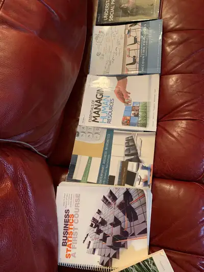 All level of books . Accounting. Marketing. Finance….. . Best offer. Have others than on pictures. E...