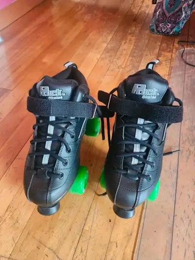Mens roller skates, View more