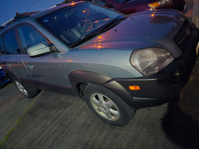 2005 Hyundai Tucson GLS 4WD  in Cars & Trucks in City of Toronto - Image 3