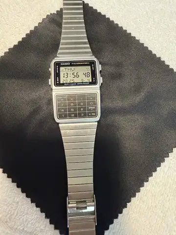 CASIO Calculator Data Watch – Silver – EXCELLENT Condition64230803875969121