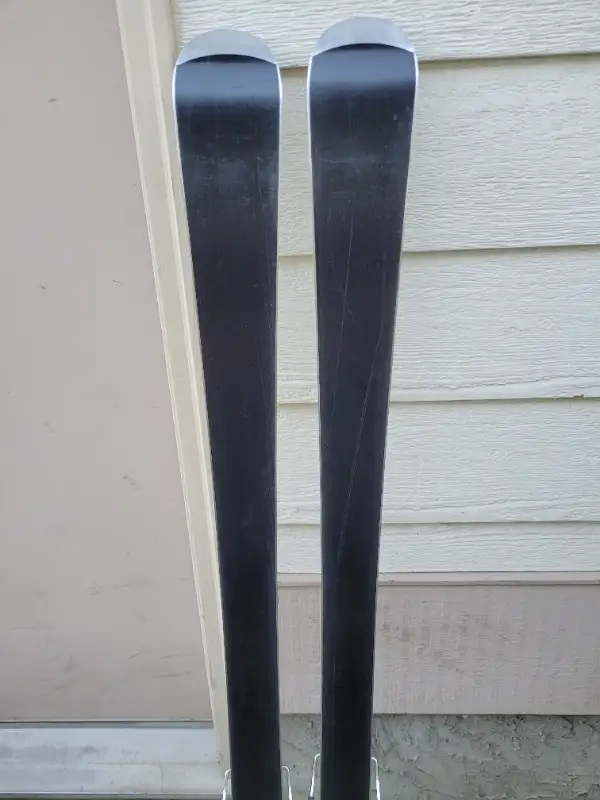 Rossignol Passion LTD Downhill Skis 146 cm / Rossignol bindings in Ski in Calgary - Image 11