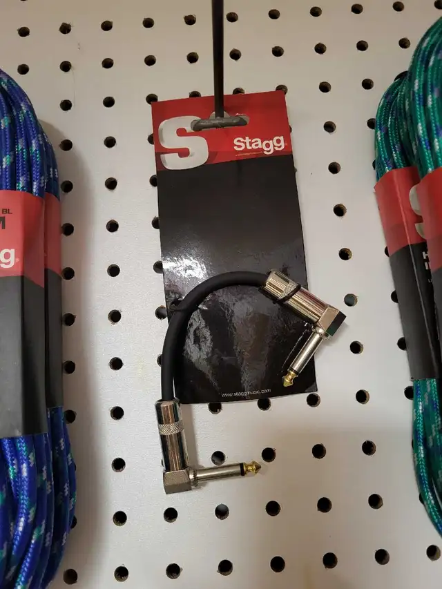 Short guitar cables for attaching  pedals $10 each  in Amps & Pedals in St. Catharines - Image 2