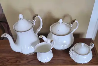 Royal Albert tea/coffee set, View more
