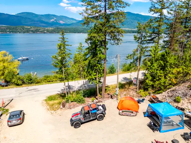 105 Acres for Sale Shuswap! 3560 Eagle Bay Rd in Land for Sale in Kamloops - Image 5
