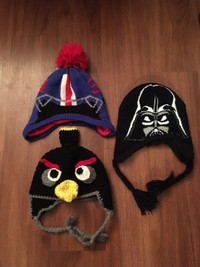 3 x boys tuques