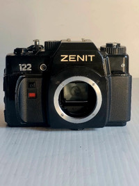 Zenit-122 M42 Screw Mount SLR 35mm Film Camera-BODY ONLY 