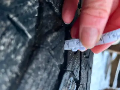 Set of 4 Bridgestone Blizzak 2553555R18 winter tires mounted on Touren alloy rims. Low profile. Bare...