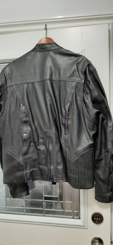 Ladies Leather Jacket (Motorcycle style) in Women's - Tops & Outerwear in Norfolk County - Image 2