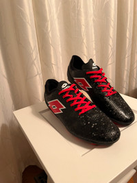 Lotto Soccer shoes men’s size 10