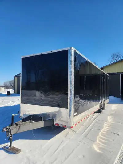 Mint shape, stored inside, just was used to store a car for 3 years, side door, vents, fold down ram...