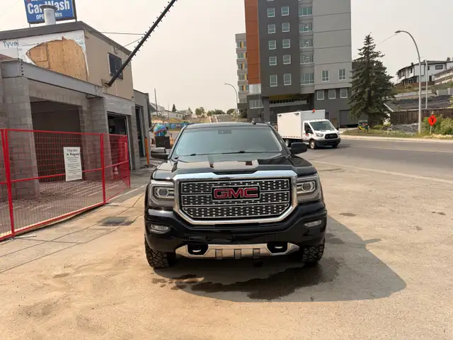 2017 Sierra Denali 553848814353797123