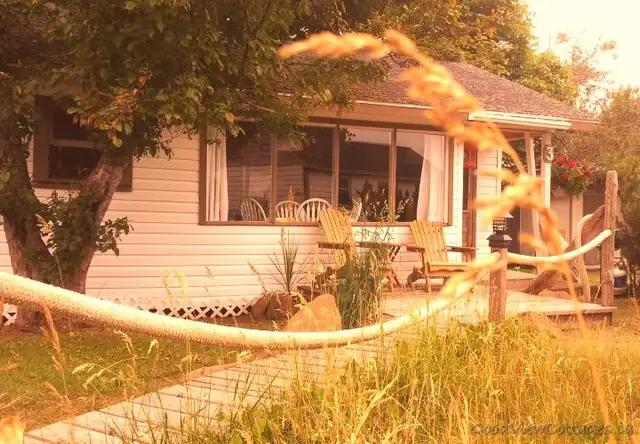 OCEANFRONT COTTAGE IN STANHOPE-BRACKLEY NATIONAL PARK in Prince Edward Island in Canada - Image 4