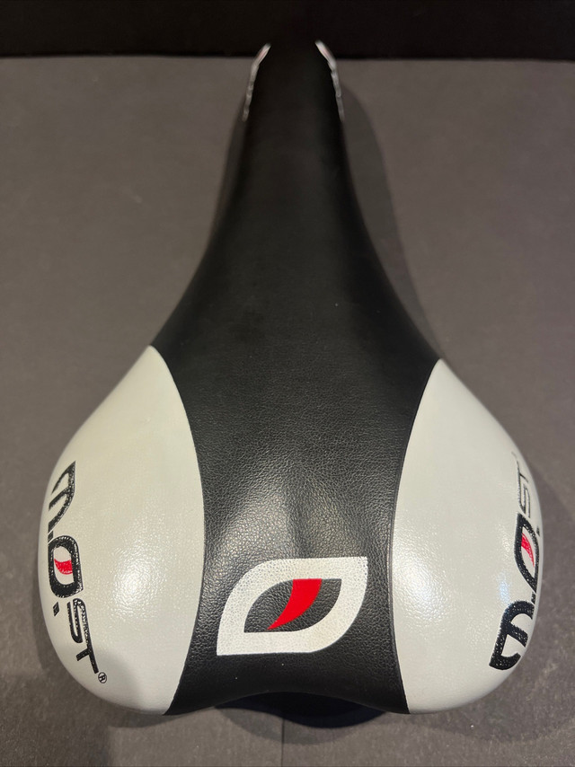 Pinarello MOST Bengals Saddle Bicycle Seat Cycling SCT-12 in Frames & Parts in Oshawa / Durham Region - Image 3