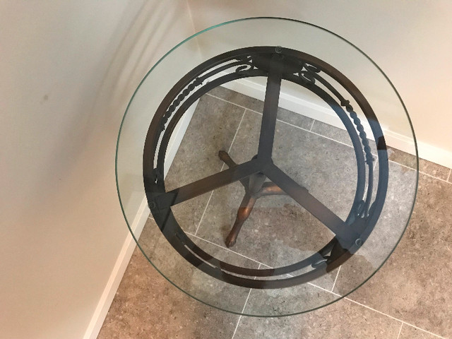 Round Bronze and Glass Accent Table in Other Tables in Nanaimo - Image 2