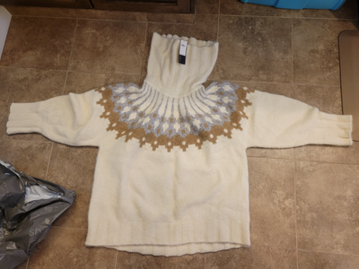 I have a Brand new Super warm Alpaca/Nylon Sweater (XL) NEVER worn - still have tag on it. I paid $1...