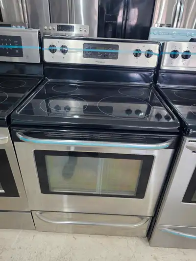 Fully working condition stove oven range Top of the line brand Nothing broken or missing pieces Can...