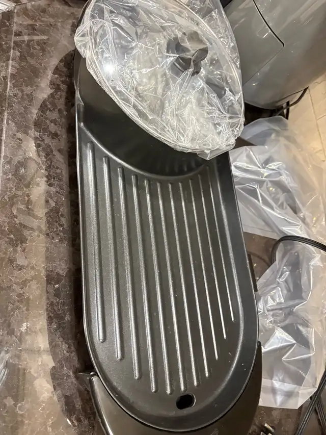 Multifunctional Electric Oven in Microwaves & Cookers in City of Toronto - Image 4