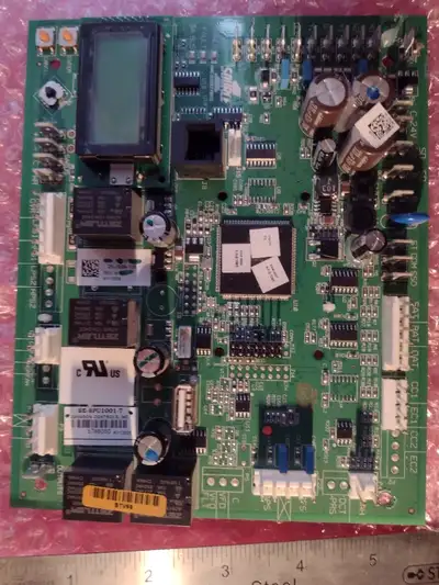 Johnson Controls SE-SPU1001-7 25-2899-108 rev.M SEC Board, View more