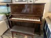 Solid Wood Piano_Upright Donalda_Good Condition