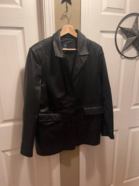 Ladies, beautiful, leather coat size large