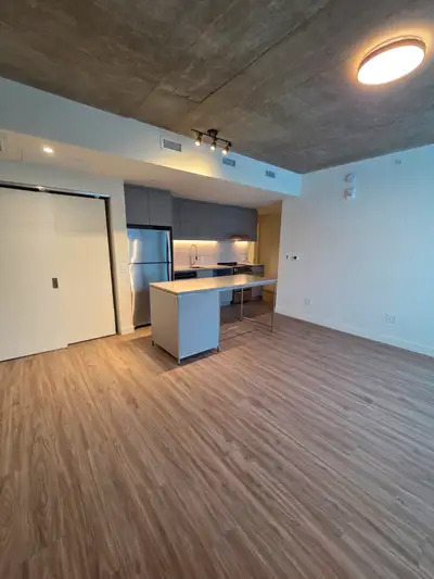 ⭐️1 Month Free⭐️ 1 Bedroom, 1 Bathroom, Located in Rosemont