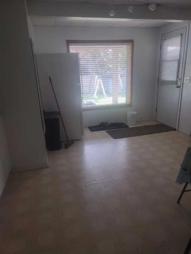 One walkout basement in Somerset SW Calgar