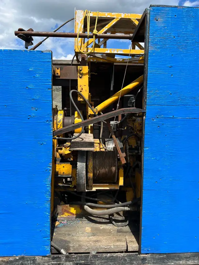 Longyear 34 Diamond Core Drill in Heavy Equipment in Kamloops - Image 4