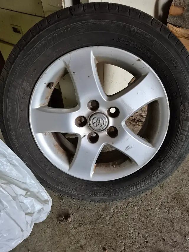 4 pneus d'été + spare in Tires & Rims in Trois-Rivières - Image 5