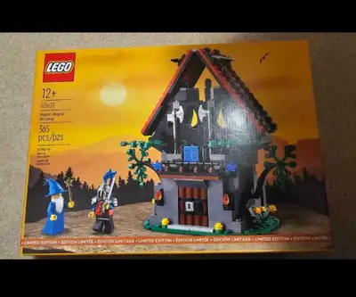 Lego 40601 Moristo's Magical Workshop., View more