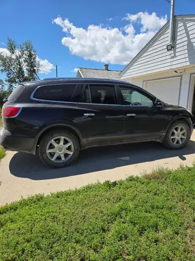2010 Buick Enclave. 351880 kms. Runs and drives well but check engine and abs/traction control light...